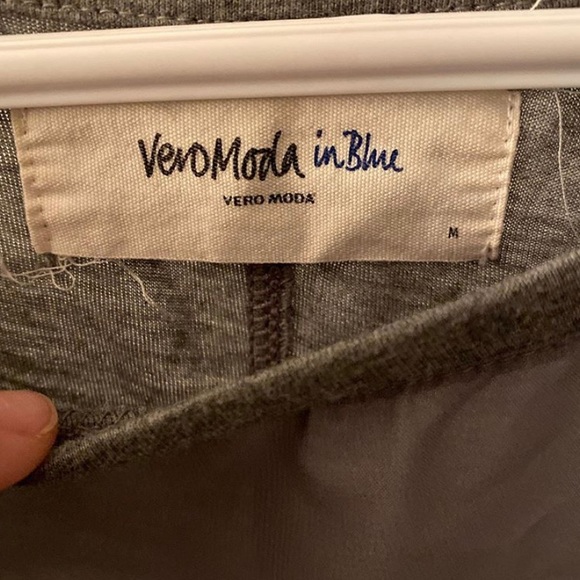 Tops - Picture 2 of 2